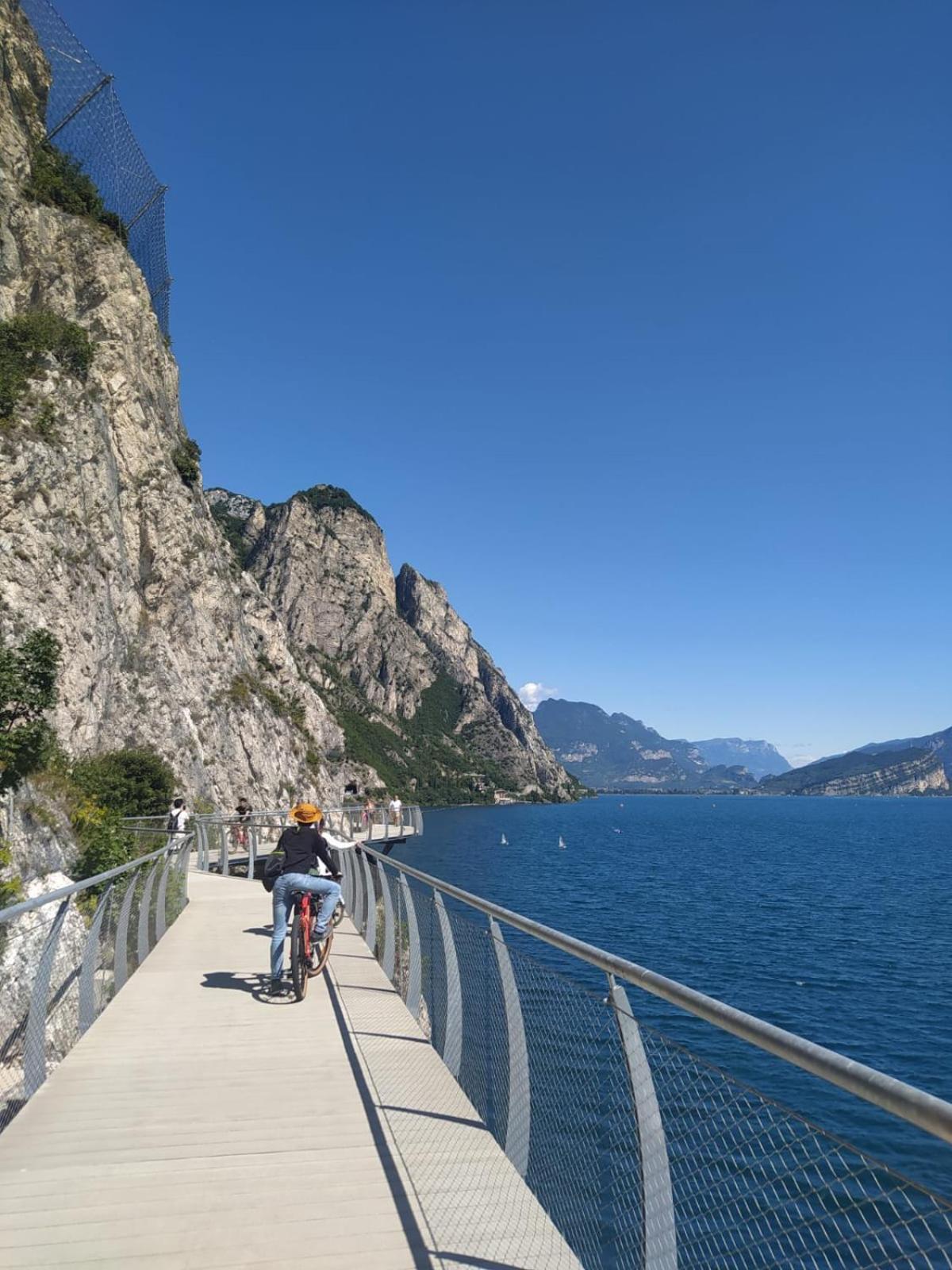 Hotel Augusta Garni Limone sul Garda Exterior foto