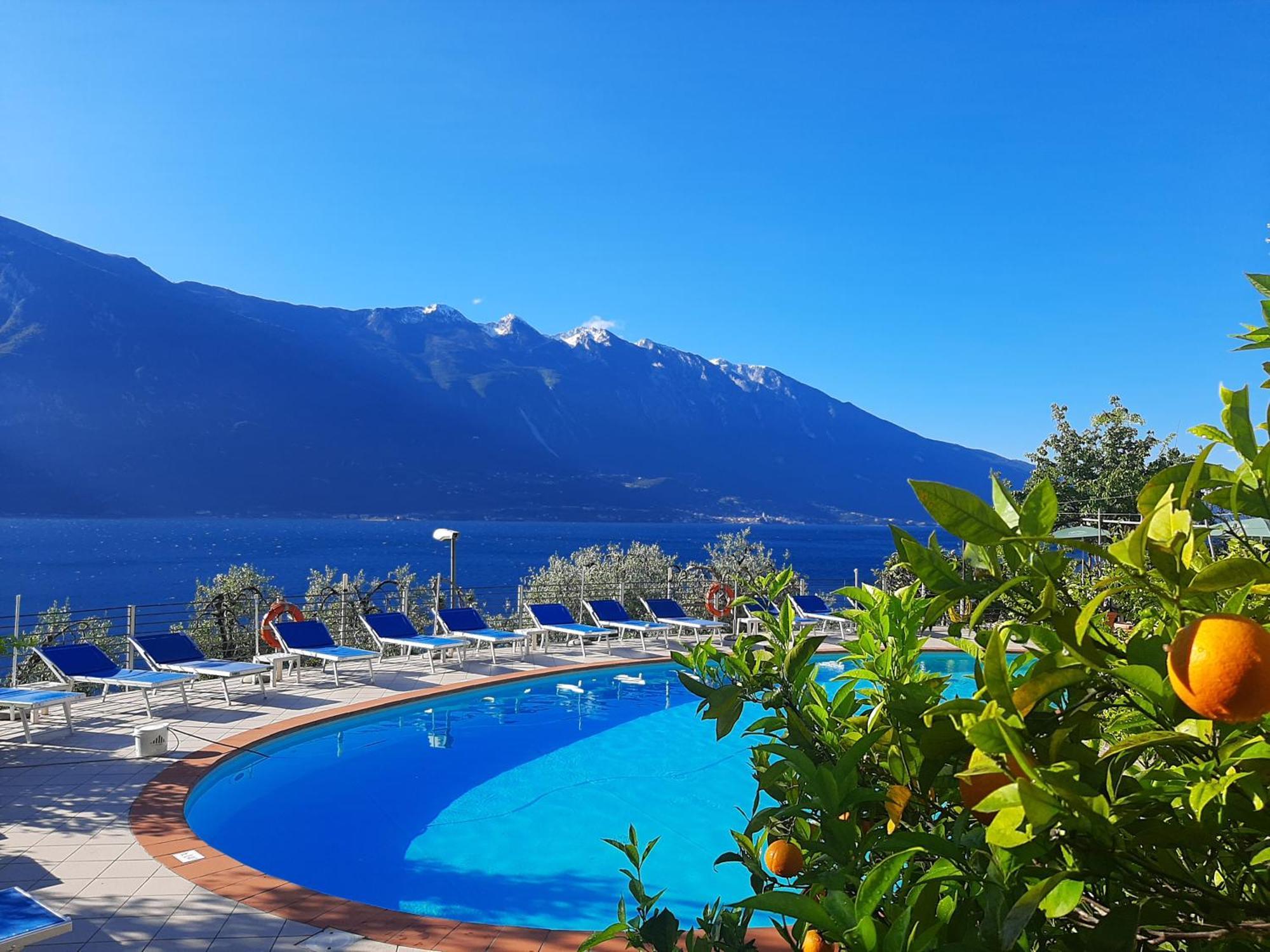 Hotel Augusta Garni Limone sul Garda Exterior foto